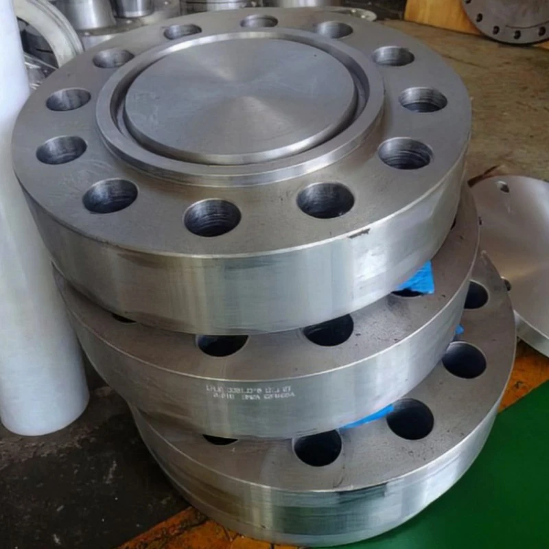 What is a SAE welded flange? How much is the price of the flange?