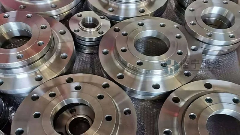 Producto de brida soldada a tope para tubería industrial forjada: descripción general y ventajas de rendimiento