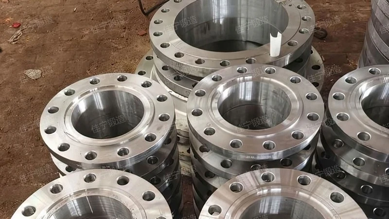 Threaded pipe connection flange ring