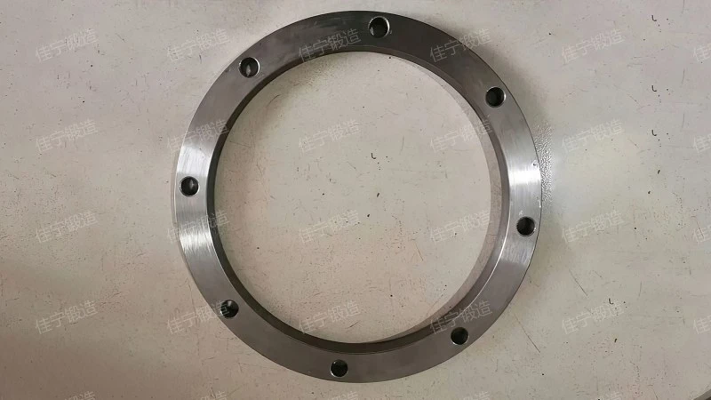 Flat welding variable diameter flange plate