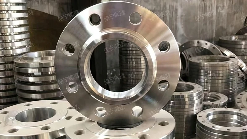 Low pressure carbon steel flat welding flange cover