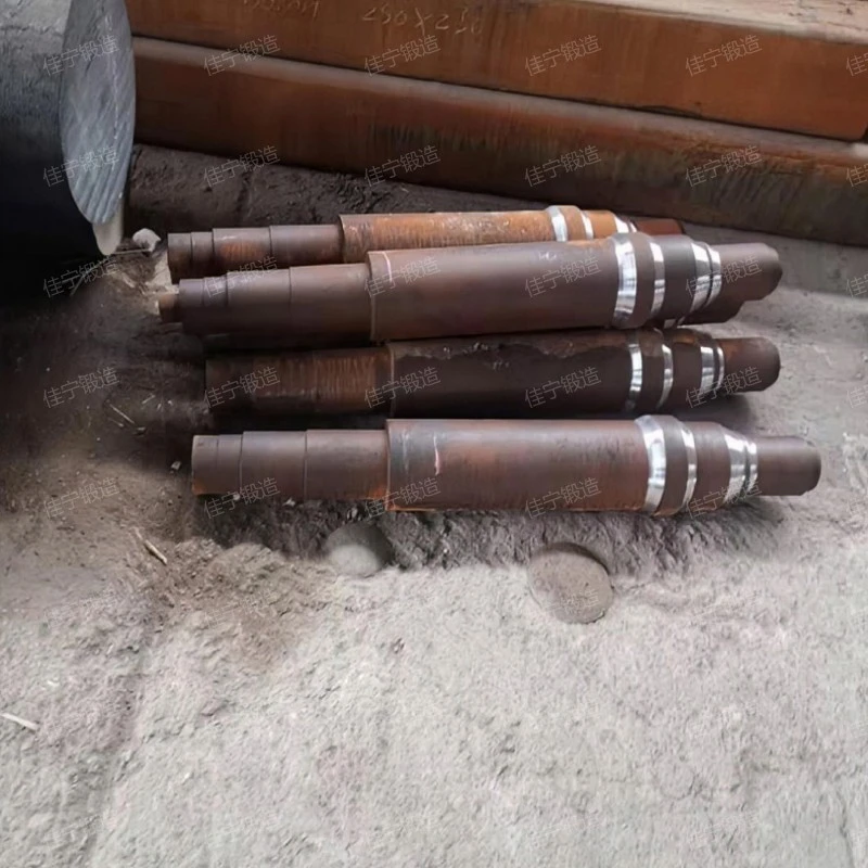 Introduction to Fan spindle free forging and forging working principle